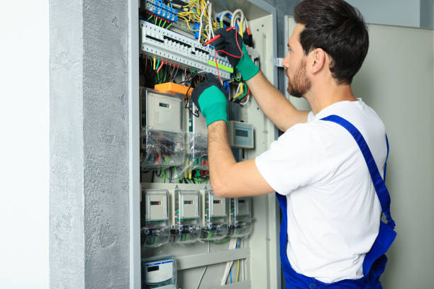 Best Commercial Electrician Services  in Sycamore, IL